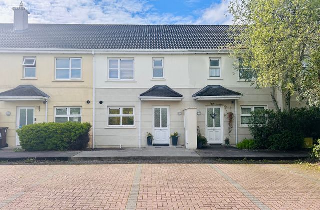 3 An Guag&aacute;n, C&uacute;l &Aacute;rd, Carrigtwohill, Co. Cork, Carrigtwohill, Co. Cork - Click to view photos