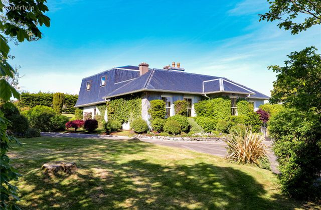 Merville, Taylors Hill Road, Taylors Hill, Galway City, Taylor's Hill, Co. Galway - Click to view photos