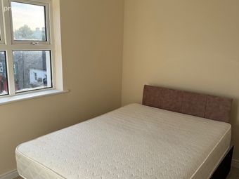 Apartment 3 , 53 Upper Main Street, Letterkenny, C, Letterkenny, Co. Donegal - Image 4