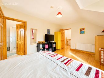5 Mount Temple View, Mount Temple, Moate, Co. Westmeath - Image 2