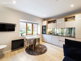Sussex Road, Dublin 4, Ballsbridge, Dublin 4 - Image 2