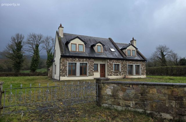 Ardane, Bansha, Glen of Aherlow, Co. Tipperary - Click to view photos