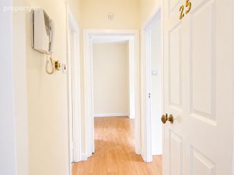 Apartment 25, The Schooner, Alverno, Clontarf, Dublin 3 - Image 2
