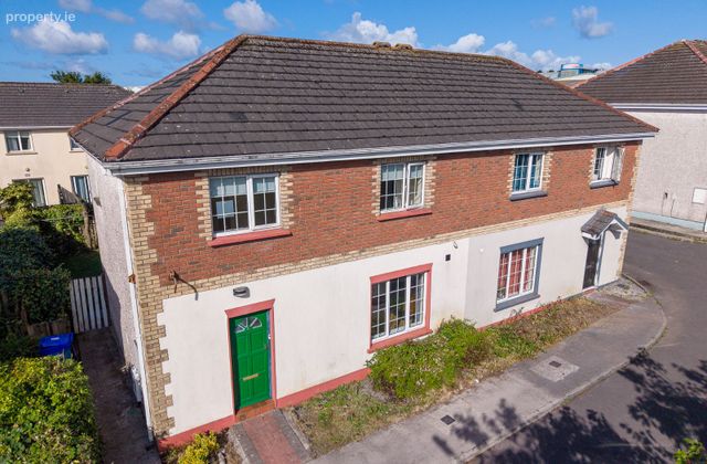 4 Fearann Ri, Doughiska, Co. Galway - Click to view photos
