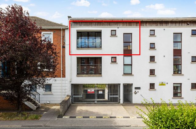 8 Riverwood, Richmond Road, Fairview, Dublin 3 - Click to view photos