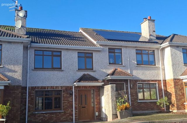 2 The Brambles, Herons Wood, Carrigaline, Co. Cork - Click to view photos