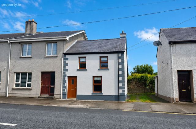 6 Brackernagh, Ballinasloe, Ballinasloe, Co. Galway - Click to view photos