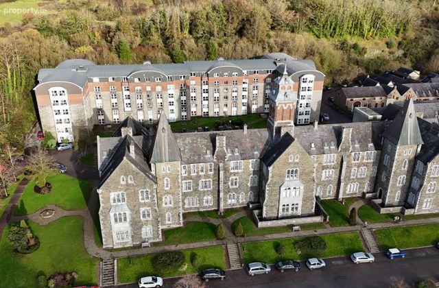 Apartment 410, River Towers, Lee Road, Sunday's Well, Co. Cork - Click to view photos