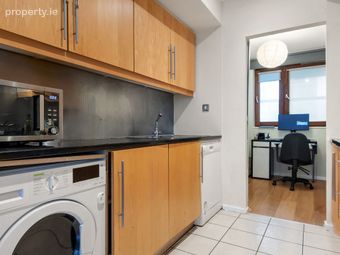 Apartment 14, Block 7, Clarion Quay, Excise Walk, IFSC, Dublin 1 - Image 4