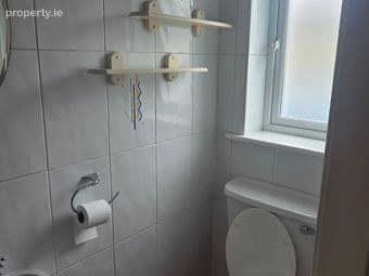 47 Cast&aacute;n, Doughiska Road, Galway, Briarhill, Co. Galway - Image 4
