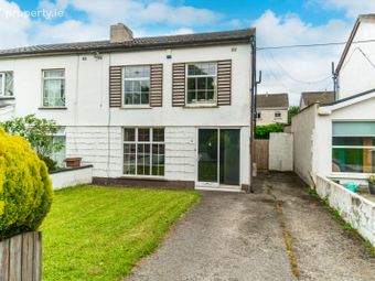 18 Dodsborough Road, Lucan, Co. Dublin