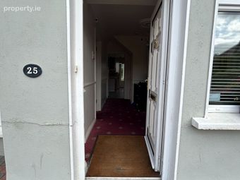 25 Dun Emer Drive, Dundrum, Dublin 16 - Image 3