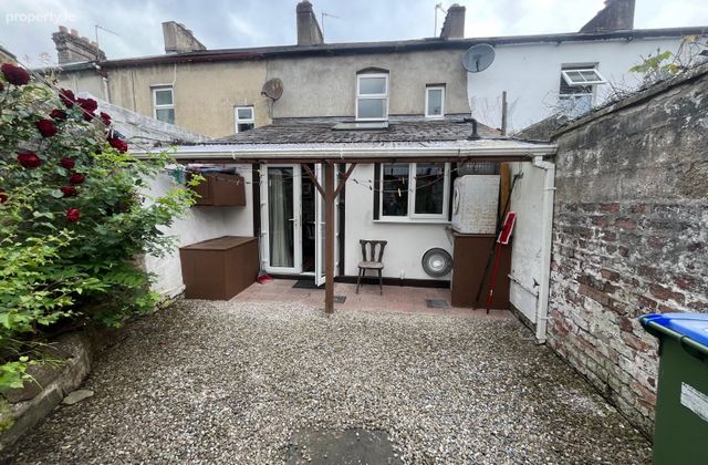 6 Emmett Place, Saint Joseph Street, Limerick City Centre, Co. Limerick - Click to view photos