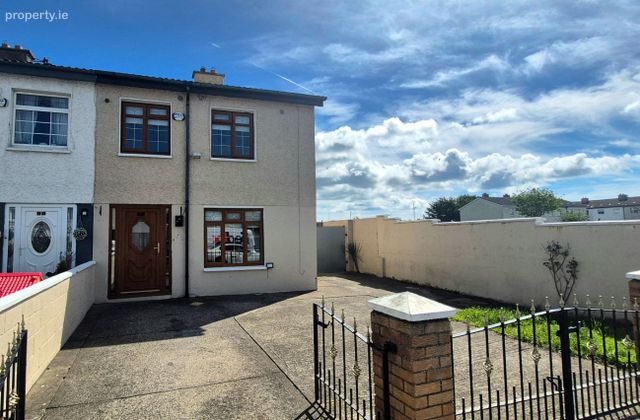 13 Belcamp Grove, Dublin 17, Priorswood, Dublin 17 - Click to view photos