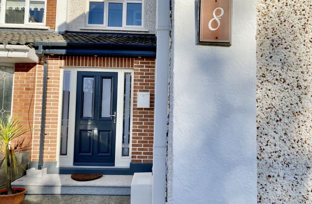 8 The Drive, Millbrook Lawns, Oldbawn, Dublin 24 - Click to view photos