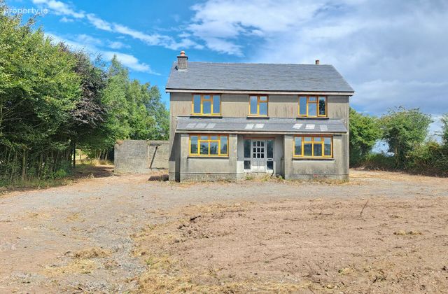 Kilnamona, Ballyporeen, Ballyporeen, Co. Tipperary - Click to view photos