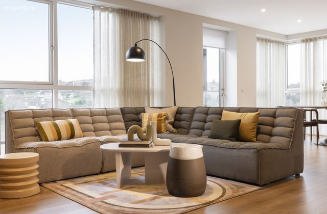 3 Bedroom Apartment, Churchview Road, Killiney, Co. Dublin - Click to view photos