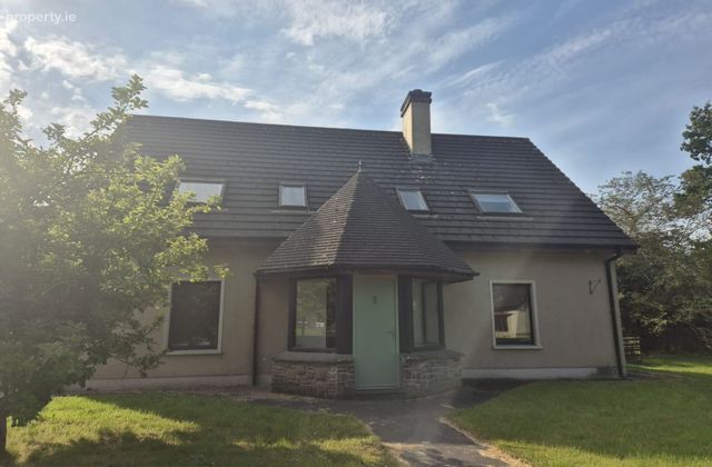 1 The Village, Bawnaluska, Castleisland, Co. Kerry - Click to view photos