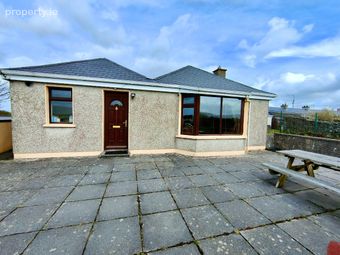 18 The Eighteen Cottages, Magheracar, Bundoran, Co. Donegal