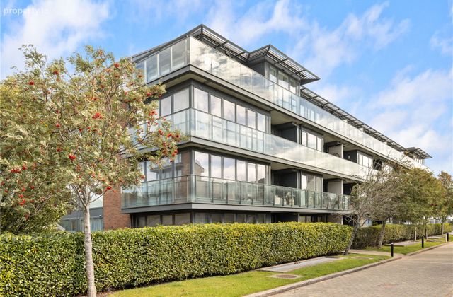 10 Mimosa Hall, Levmoss Park, The Gallops, Dublin 18, Dublin 18 - Click to view photos