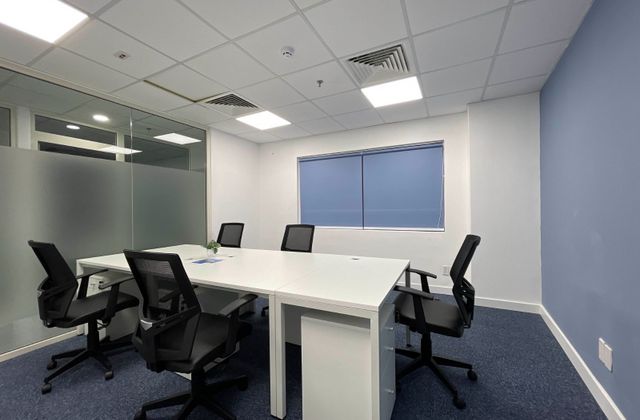 Rivercourt Business Centre, Cornmarket Row, Limerick, Ennis Road, Co. Limerick - Click to view photos