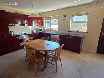 14 Moy Court, Ballina, Ballina, Co. Mayo - Image 2