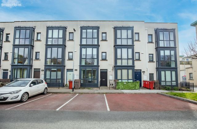 5 Park Avenue, Clongriffin, Clongriffin, Dublin 13 - Click to view photos