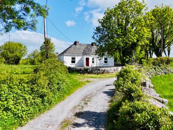 Horseshoe Cottage, Park, Rosscahill, Galway, Rosscahill, Co. Galway - Image 2