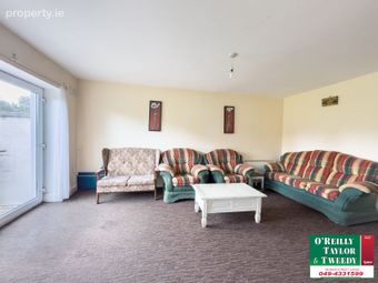 11 Eagle Wood Manor, Belturbet, Co. Cavan - Image 4