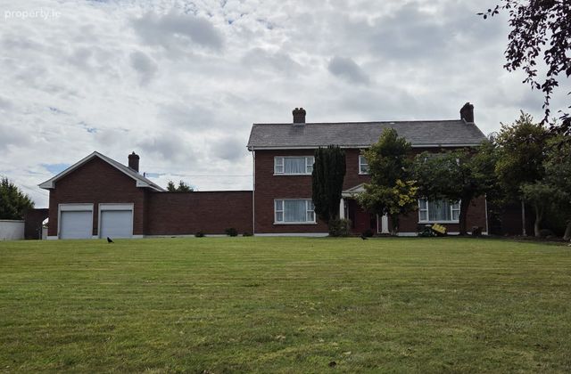 Lisanisk, Carrickmacross, Co. Monaghan - Click to view photos