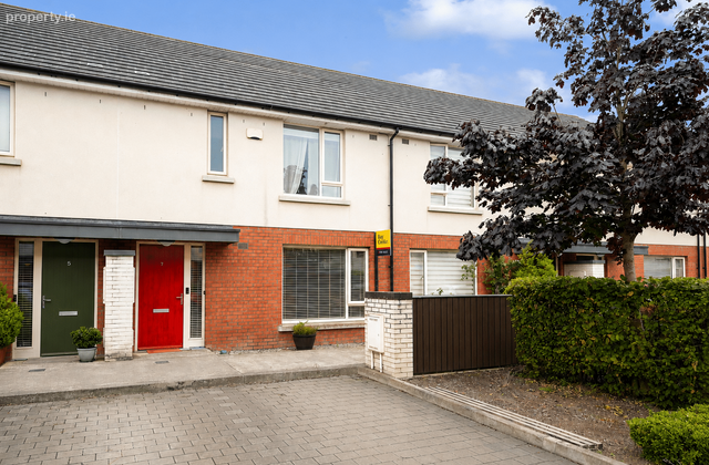 7 Stratton Close, Adamstown Square, Lucan, Co. Dublin, Lucan, Co. Dublin - Click to view photos