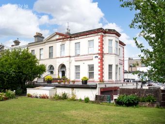 The Mayfair, 1 Florence Terrace, Florence Road, Bray, Co. Wicklow