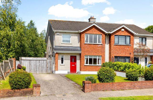 1 Ballymany Manor, Newbridge, Co. Kildare - Click to view photos
