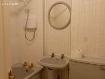 Apartment 19, The Court, Dalcassian Downs, Dublin, Phibsborough, Dublin 7 - Image 3