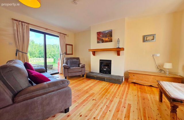 Duplex Apartment 14 Renville Court, Oranmore, Oranmore, Co. Galway - Click to view photos