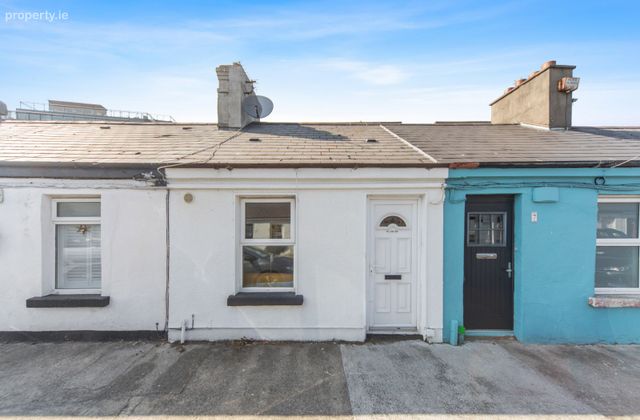 6 Maxwell Street, Dublin 8, The Coombe, Dublin 8 - Click to view photos