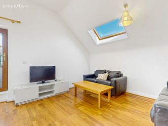 Apartment 18, Portland Lock, Portland Place, Dublin 1 - Image 4