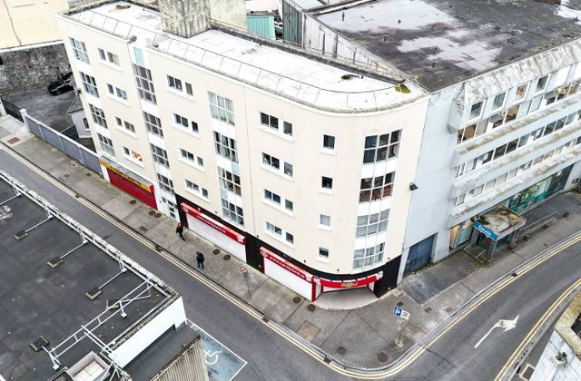 5 Irwin Court, Irwin Road, Galway City Centre, Galway, Woodquay, Co. Galway - Click to view photos