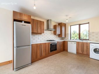 6 Castlegate Crescent, Adamstown, Lucan, Co Dublin, Adamstown, Co. Dublin - Image 4