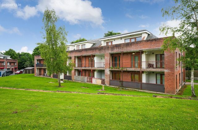 82 Hazelwood, Newbridge, Co. Kildare, Newbridge, Co. Kildare - Click to view photos