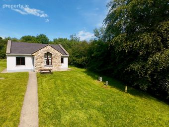 8 Lake Side Cottages, Drumcong, Keshcarrigan, Co. Leitrim - Image 2