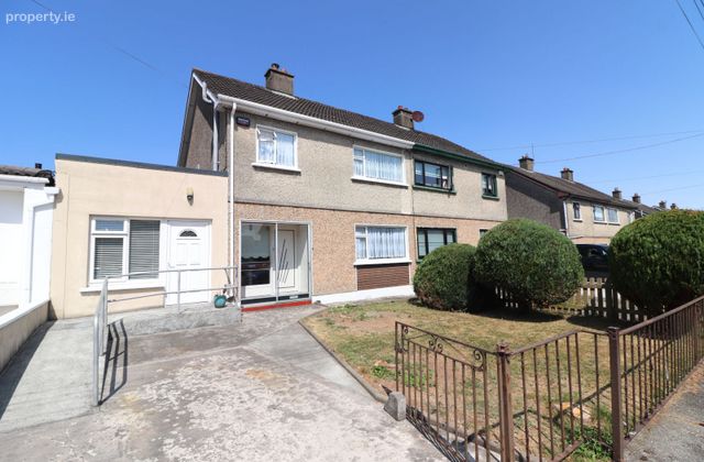 38 Glenanaar Avenue, Woodview Park, Caherdavin, Co. Limerick - Click to view photos