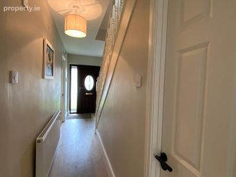 15 Castle Heights, Castletown Road, Dundalk, Co. Louth - Image 3