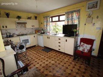 Upper York Street, Castleblayney, Co. Monaghan - Image 2