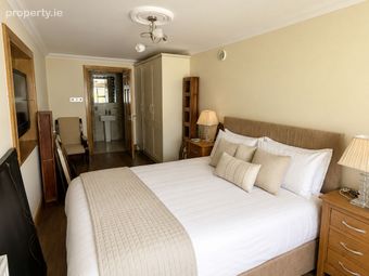 26 Crescent View, Riverside, Tuam Road, Co. Galway - Image 5