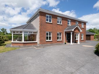 11 Chestnut Lawn, Classes Lake, Ovens, Co Cork, Ovens, Co. Cork - Image 3