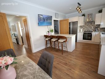 54 The Park, Janeville, Carrigaline, Co. Cork - Image 4