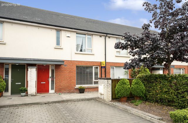 7 Stratton Close, Adamstown Square, Lucan, Co. Dublin, Lucan, Co. Dublin - Click to view photos