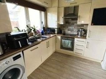 26 Heathfield Way, Dublin 11, Finglas, Dublin 11 - Image 2