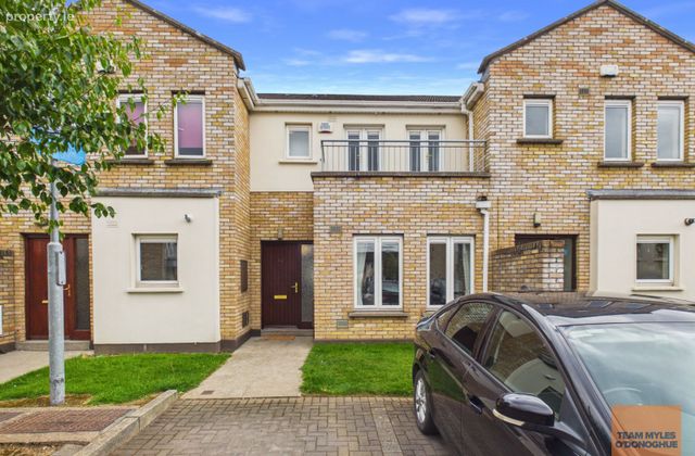 52 Annagh Court, Waterville, Dublin 15 - Click to view photos